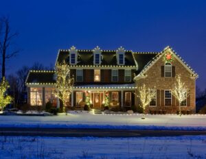 Outdoor Holiday Lighting Safety Tips